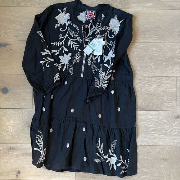 Johnny Was
Frankie Tiered Cotton Field Dress - Picture 6 of 9